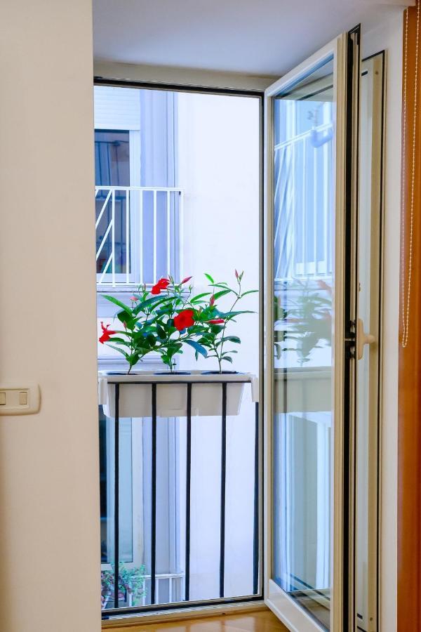 נאפולי Nipare Suite - Dimore Partenopee מראה חיצוני תמונה